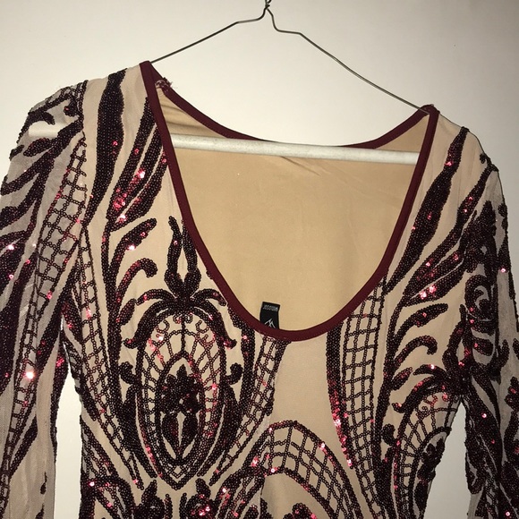 Sequin short red long sleeve dress - Picture 3 of 3